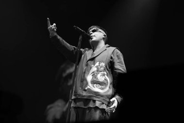 Rapçi, yapımcı ve serbest çalışan YSY A, 27 Mart 2025 tarihinde İspanya 'nın Madrid kentinde Movistar Arena' da verdiği konserde sahne aldı.. 