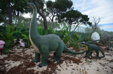 Madrid 'deki Casa de Campo' daki SAURIOS, ExHIBITION manzarası. 28 Mart 2025, Madrid