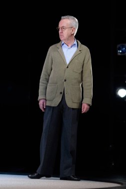 Carlos Hipolito, 2 Nisan 2025 'te Madrid' deki Canal Theater 'da Hitler için Müzik' in sunumu sırasında performans sergilemiştir.