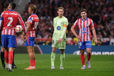 Copa del Rey maçında FC Barcelona 'dan Frenkie de Jong ve Atletico de Madrid ve FC Barcelona 2 Nisan 2025 tarihinde Riyad Air Metropolitano Stadyumu' nda oynadılar. 