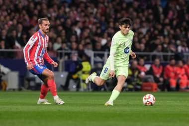 Copa del Rey maçında FC Barcelona takımından Pedri, Atletico de Madrid ve FC Barcelona 'nın 2 Nisan 2025 tarihinde Riyad Air Metropolitano Stadyumu Madrid' de oynadılar. 