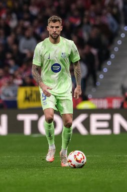 Copa del Rey maçında FC Barcelona 'dan Inigo Martinez, 2 Nisan 2025 tarihinde İspanya' nın başkenti Madrid 'de oynanan Riyad Air Metropolitano Stadyumu' nda Atletico de Madrid ve FC Barcelona maçlarında oynadı. 