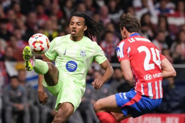 FC Barcelona 'dan Jules Kounde Copa del Rey maçında Atletico de Madrid ve FC Barcelona 2 Nisan 2025 tarihinde Riyad Air Metropolitano Stadyumu Madrid' de oynadılar. 