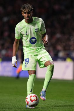 Copa del Rey maçında FC Barcelona takımından Lamine Yamal, 2 Nisan 2025 tarihinde İspanya 'nın başkenti Madrid' de oynanan Riyad Air Metropolitano Stadyumu 'nda Atletico de Madrid ve FC Barcelona maçlarında oynadı. 