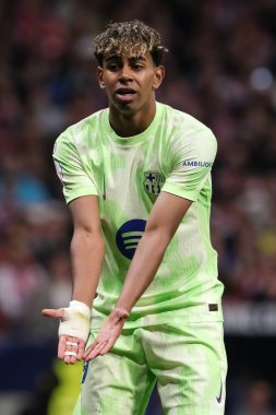 Copa del Rey maçında FC Barcelona takımından Lamine Yamal, 2 Nisan 2025 tarihinde İspanya 'nın başkenti Madrid' de oynanan Riyad Air Metropolitano Stadyumu 'nda Atletico de Madrid ve FC Barcelona maçlarında oynadı. 