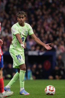 Copa del Rey maçında FC Barcelona takımından Lamine Yamal, 2 Nisan 2025 tarihinde İspanya 'nın başkenti Madrid' de oynanan Riyad Air Metropolitano Stadyumu 'nda Atletico de Madrid ve FC Barcelona maçlarında oynadı. 