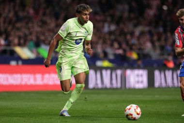 Copa del Rey maçında FC Barcelona takımından Lamine Yamal, 2 Nisan 2025 tarihinde İspanya 'nın başkenti Madrid' de oynanan Riyad Air Metropolitano Stadyumu 'nda Atletico de Madrid ve FC Barcelona maçlarında oynadı. 