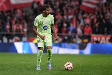 Copa del Rey maçında FC Barcelona takımından Lamine Yamal, 2 Nisan 2025 tarihinde İspanya 'nın başkenti Madrid' de oynanan Riyad Air Metropolitano Stadyumu 'nda Atletico de Madrid ve FC Barcelona maçlarında oynadı. 