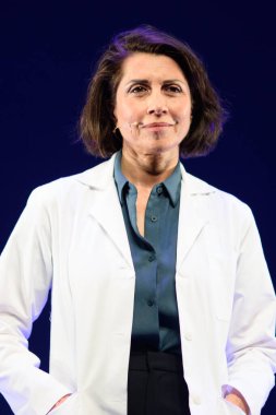 Fran Perea, 9 Nisan 2025 'te Madrid' deki Canal Theater 'da EFFECT sunumu sırasında. İspanya
