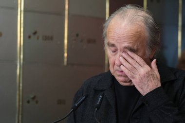 Şarkıcı söz yazarı Joan Manuel Serrat, 10 Nisan 2025 tarihinde İspanya 'nın Madrid şehrinde Cervantes Enstitüsü' nde düzenlenen bir anma töreninde. 