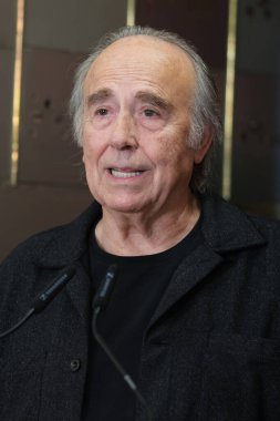 Şarkıcı söz yazarı Joan Manuel Serrat, 10 Nisan 2025 tarihinde İspanya 'nın Madrid şehrinde Cervantes Enstitüsü' nde düzenlenen bir anma töreninde. 