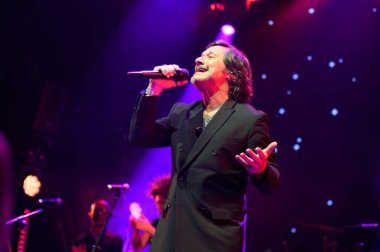 Arjantinli şarkıcı Diego Torres 15 Nisan 2025 tarihinde İspanya 'nın Madrid şehrinde Chango Club' da konser vermiştir..