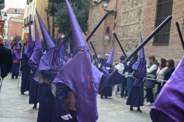 17 Nisan 2025 'te Madrid sokaklarında Nazareth' li babamız İsa 'nın geçit töreni sırasında Madrid, İspanya' da.