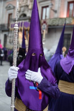 17 Nisan 2025 'te Madrid sokaklarında Nazareth' li babamız İsa 'nın geçit töreni sırasında Madrid, İspanya' da.