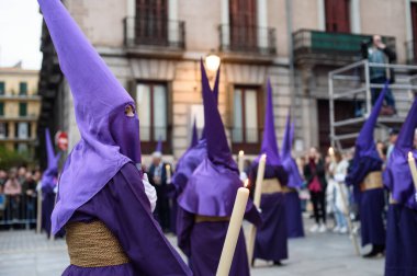 17 Nisan 2025 'te Madrid sokaklarında Nazareth' li babamız İsa 'nın geçit töreni sırasında Madrid, İspanya' da.