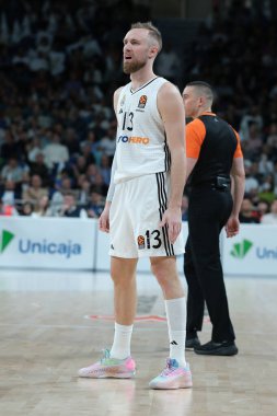 EuroLeague sırasında Real Madrid 'den Dzanan Musa, Real Madrid ile Bayern Münih arasında oynanan basketbol maçında 18 Nisan 2025 tarihinde Madrid İspanya' da oynanmıştır.