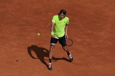 Yunan Stefanos Tsitsipas, Mutua Madrid Açık 'ı 29 Nisan 2025 tarihinde İspanya' nın Madrid kentinde La Caja Magica 'da gerçekleştirdi.