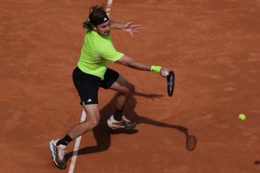 Yunan Stefanos Tsitsipas, Mutua Madrid Açık 'ı 29 Nisan 2025 tarihinde İspanya' nın Madrid kentinde La Caja Magica 'da gerçekleştirdi.