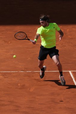 Yunan Stefanos Tsitsipas, Mutua Madrid Açık 'ı 29 Nisan 2025 tarihinde İspanya' nın Madrid kentinde La Caja Magica 'da gerçekleştirdi.