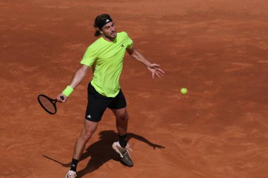 Yunan Stefanos Tsitsipas, Mutua Madrid Açık 'ı 29 Nisan 2025 tarihinde İspanya' nın Madrid kentinde La Caja Magica 'da gerçekleştirdi.