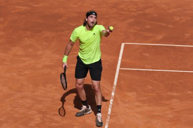 Yunan Stefanos Tsitsipas, Mutua Madrid Açık 'ı 29 Nisan 2025 tarihinde İspanya' nın Madrid kentinde La Caja Magica 'da gerçekleştirdi.