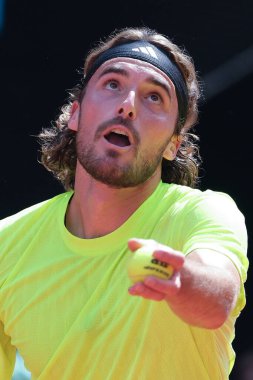 Yunan Stefanos Tsitsipas, Mutua Madrid Açık 'ı 29 Nisan 2025 tarihinde İspanya' nın Madrid kentinde La Caja Magica 'da gerçekleştirdi.