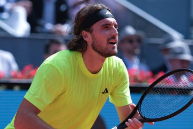 Yunan Stefanos Tsitsipas, Mutua Madrid Açık 'ı 29 Nisan 2025 tarihinde İspanya' nın Madrid kentinde La Caja Magica 'da gerçekleştirdi.