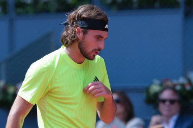 Yunan Stefanos Tsitsipas, Mutua Madrid Açık 'ı 29 Nisan 2025 tarihinde İspanya' nın Madrid kentinde La Caja Magica 'da gerçekleştirdi.