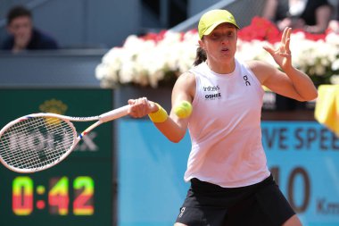 Polonyalı Iga Swiatek, Mutua Madrid Açık 'ı 29 Nisan 2025 tarihinde İspanya' nın Madrid kentinde La Caja Magica 'da açtı.