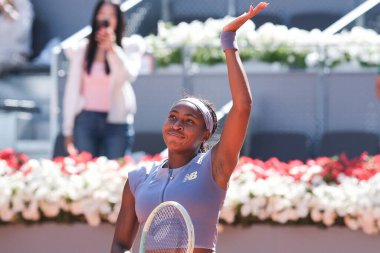 ABD 'li Coco Gauff, Mutua Madrid Açık' ı 1 Mayıs 2025 'te İspanya' nın Madrid kentinde La Caja Magica 'da açtı.