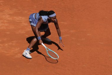 ABD 'li Coco Gauff, Mutua Madrid Açık' ı 1 Mayıs 2025 'te İspanya' nın Madrid kentinde La Caja Magica 'da açtı.