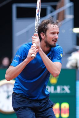 Daniil Medvedev, İspanya 'nın başkenti Madrid' de 1 Mayıs 2025 'te La Caja Magica' da düzenlenen Mutua Madrid Açık etkinliğinde.