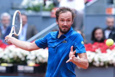 Daniil Medvedev, İspanya 'nın başkenti Madrid' de 1 Mayıs 2025 'te La Caja Magica' da düzenlenen Mutua Madrid Açık etkinliğinde.