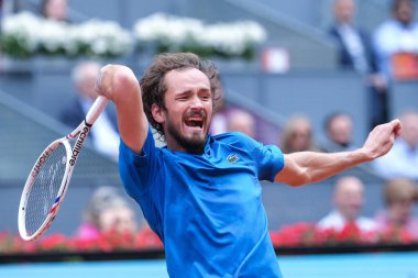 Daniil Medvedev, İspanya 'nın başkenti Madrid' de 1 Mayıs 2025 'te La Caja Magica' da düzenlenen Mutua Madrid Açık etkinliğinde.