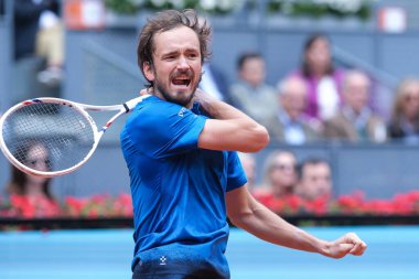 Daniil Medvedev, İspanya 'nın başkenti Madrid' de 1 Mayıs 2025 'te La Caja Magica' da düzenlenen Mutua Madrid Açık etkinliğinde.