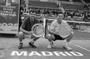 İspanya 'dan Marcel Granollers ve İspanya' nın Madrid kenti La Caja Magica 'da düzenlenen Mutua Madrid Açık' ın 12. gününde oynanan Erkekler İkili Final Maçında Horacio Zeballos.