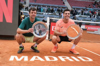 İspanya 'dan Marcel Granollers ve İspanya' nın Madrid kenti La Caja Magica 'da düzenlenen Mutua Madrid Açık' ın 12. gününde oynanan Erkekler İkili Final Maçında Horacio Zeballos.