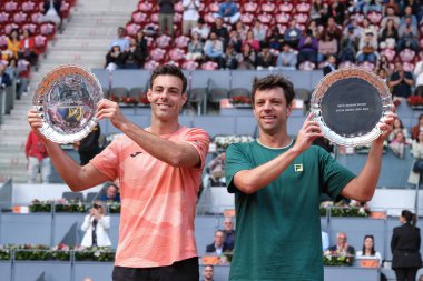 İspanya 'dan Marcel Granollers ve İspanya' nın Madrid kenti La Caja Magica 'da düzenlenen Mutua Madrid Açık' ın 12. gününde oynanan Erkekler İkili Final Maçında Horacio Zeballos.
