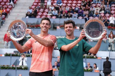 İspanya 'dan Marcel Granollers ve İspanya' nın Madrid kenti La Caja Magica 'da düzenlenen Mutua Madrid Açık' ın 12. gününde oynanan Erkekler İkili Final Maçında Horacio Zeballos.