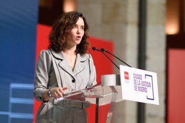 Madrid Topluluğu Başkanı Isabel Daz Ayuso Madrid Adalet Şehri 'ni 5 Mayıs 2025' te İspanya 'nın Madrid şehrinde sunar.