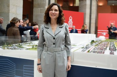 Madrid Topluluğu Başkanı Isabel Daz Ayuso Madrid Adalet Şehri 'ni 5 Mayıs 2025' te İspanya 'nın Madrid şehrinde sunar.