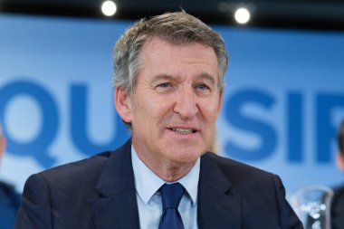 Cuca Gamarra ve PP Başkanı Alberto Nuez Feijoo, 12 Mayıs 2025 tarihinde İspanya 'nın Madrid kentinde Ulusal Yürütme Komitesi' nin genel merkezinde toplandılar.