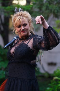 Şarkıcı Naike Ponce, 13 Mayıs 2025 'te İspanya' nın Madrid kentinde bulunan SGAE genel merkezinde 