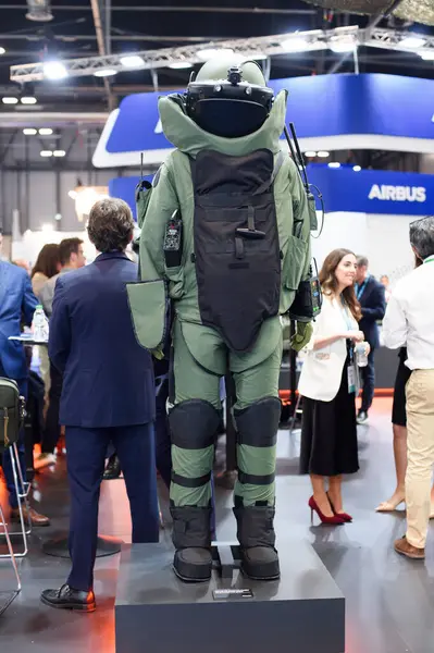 Uluslararası Savunma ve Güvenlik Fuarı 'nın (FEINDEF) Madrid' deki IFEMA 'daki görüntüsü, 14 Mayıs 2025. İspanya