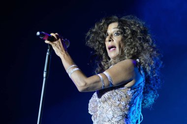 İspanyol şarkıcı Rosario Flores 22 Mayıs 2025 'te Madrid' deki Teatro Albeniz 'de düzenlenen Universal Music Festival konserinde sahne aldı..