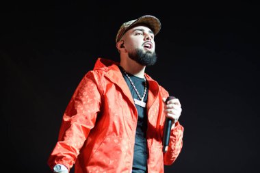 Cano olarak bilinen şarkıcı David Cano Calleja, 23 Mayıs 2025 'te Madrid' deki Movistar Arena 'da konser verdi..