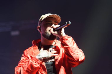 Cano olarak bilinen şarkıcı David Cano Calleja, 23 Mayıs 2025 'te Madrid' deki Movistar Arena 'da konser verdi..