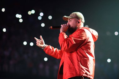 Cano olarak bilinen şarkıcı David Cano Calleja, 23 Mayıs 2025 'te Madrid' deki Movistar Arena 'da konser verdi..