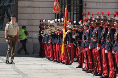 İspanya Kralı VI. Felipe, Ordu Yüksek Konseyi sırasında, 26 Mayıs 2025 'te İspanya' nın Madrid kentinde, Ordu Karargahında. Toplantı askeri liderleri bir araya getiriyor..