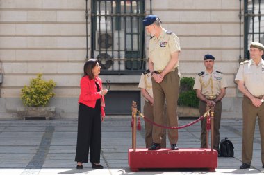 İspanya Kralı VI. Felipe, Ordu Yüksek Konseyi sırasında, 26 Mayıs 2025 'te İspanya' nın Madrid kentinde, Ordu Karargahında. Toplantı askeri liderleri bir araya getiriyor..